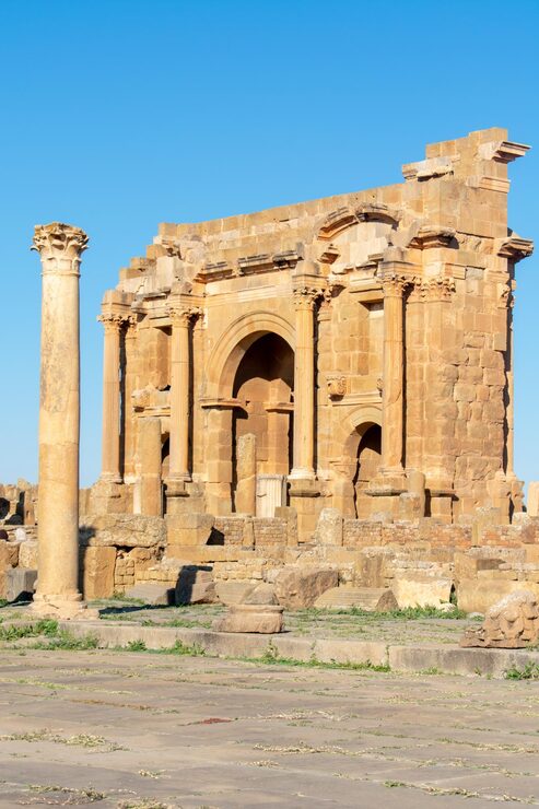 ruines-ancienne-ville-romaine-timgad-construite-vers-100-av_644416-428